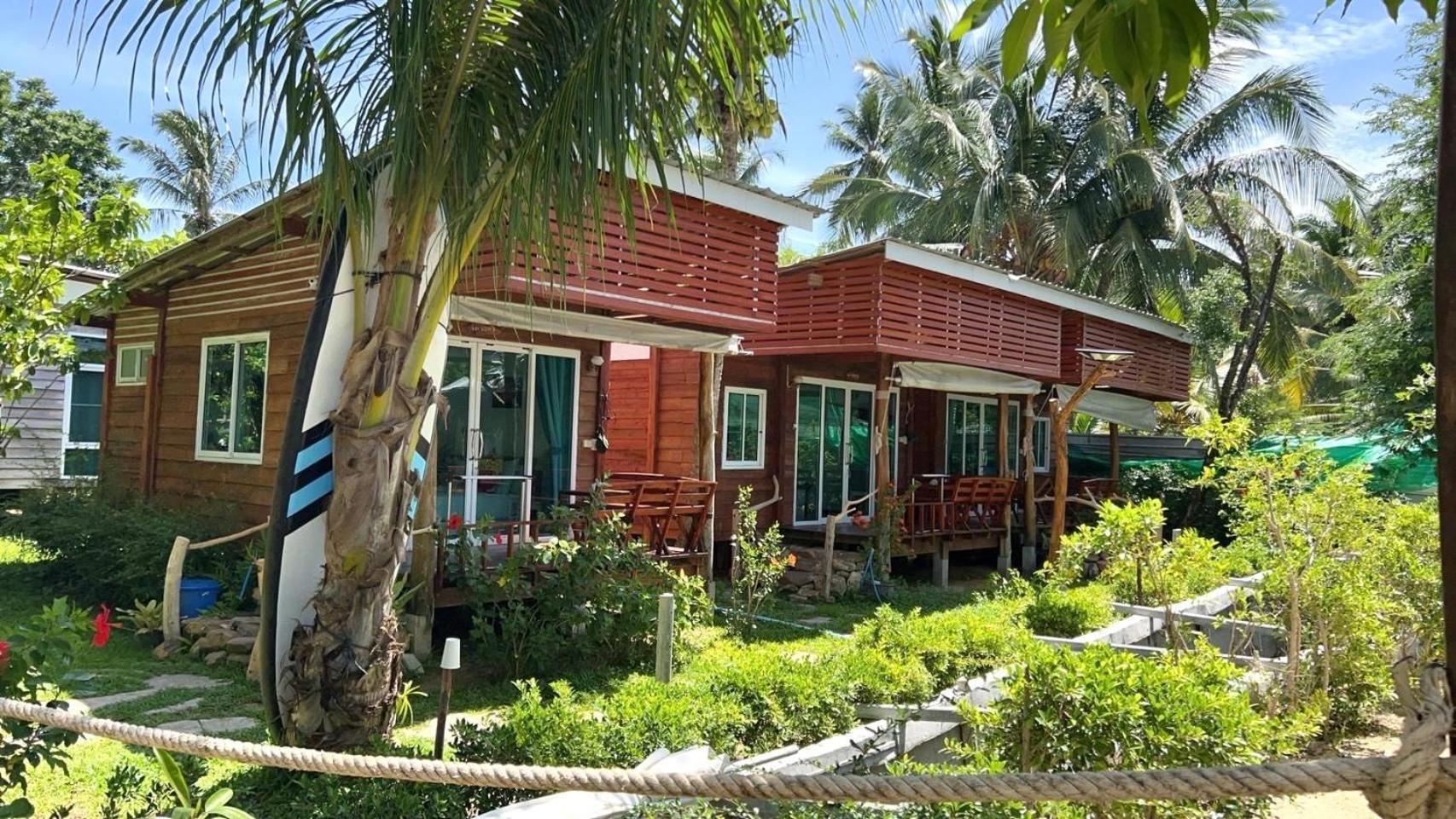 Mook Montra Resort Sea Front Koh Mook Exterior photo